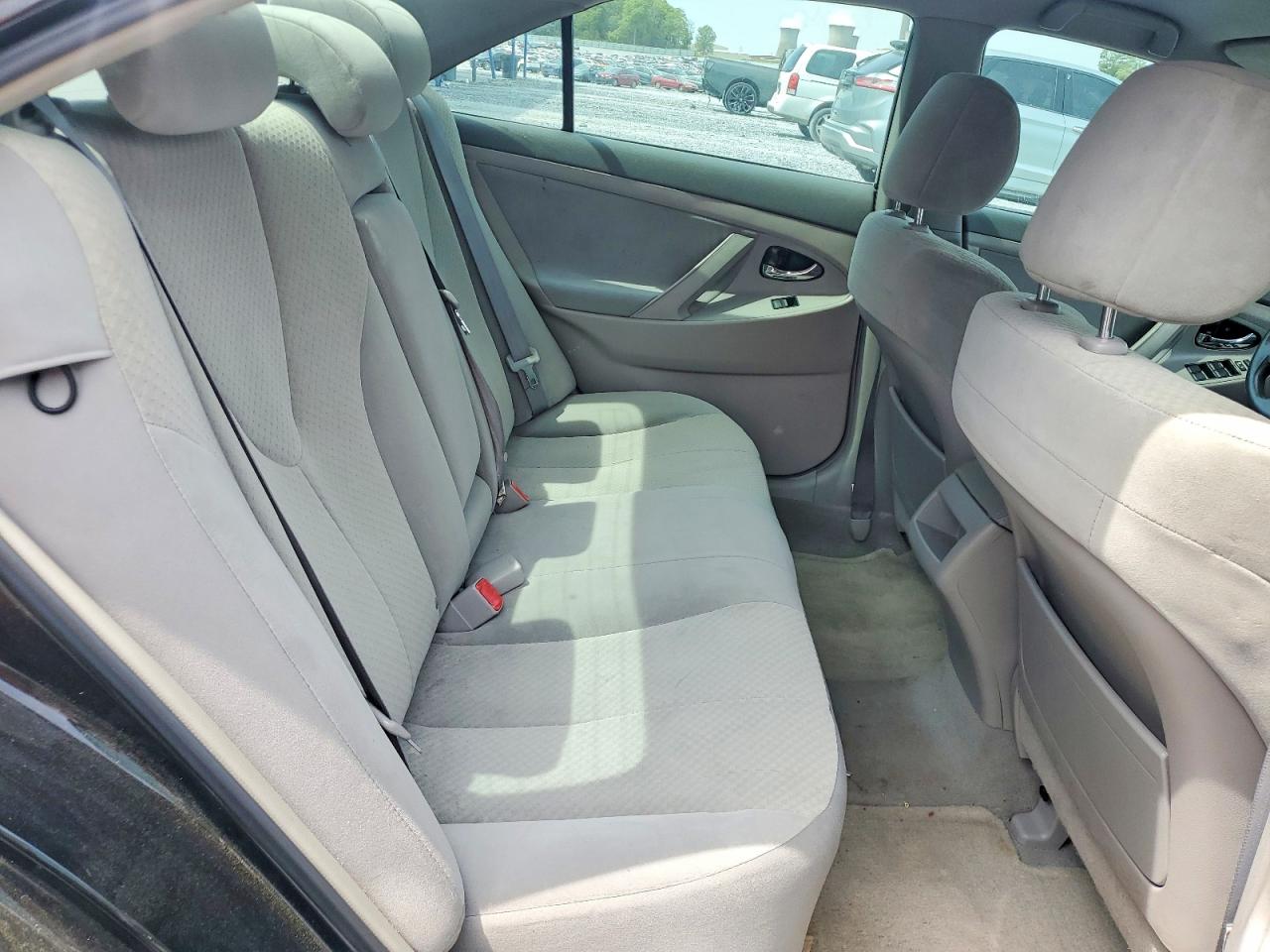 2009 TOYOTA CAMRY LE photo 19