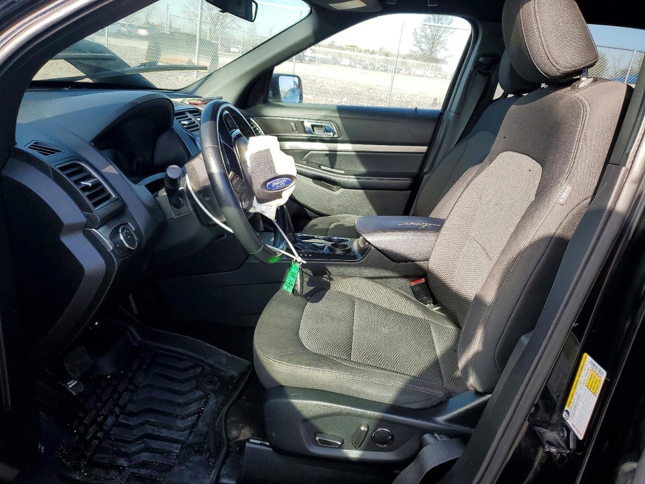 2018 FORD EXPLORER XLT photo 13