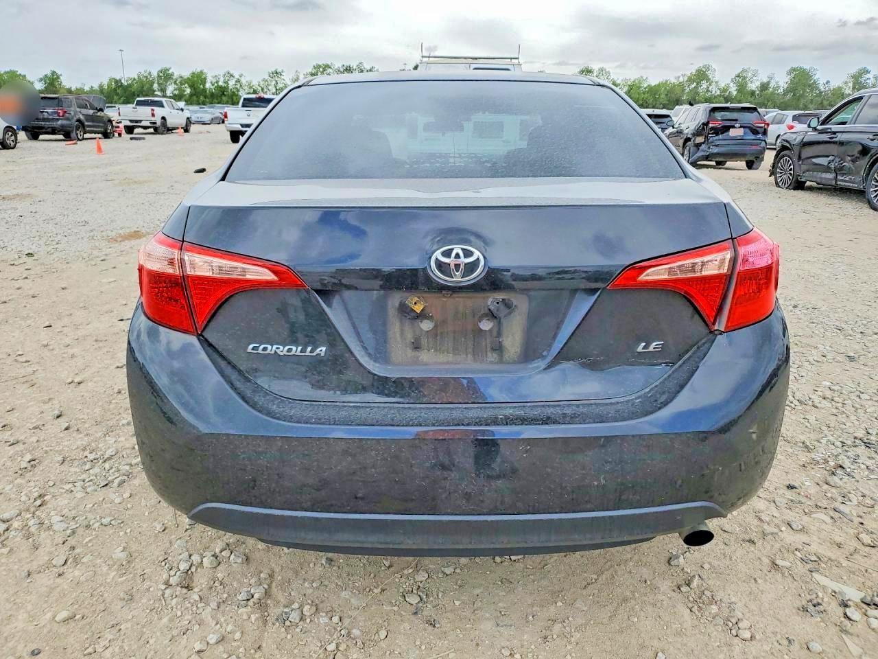 2019 TOYOTA COROLLA LE photo 16