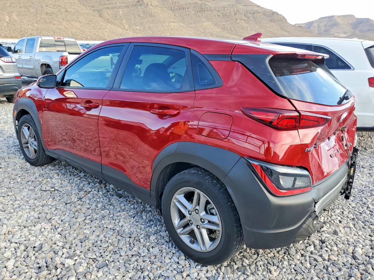 2022 HYUNDAI KONA SE photo 3