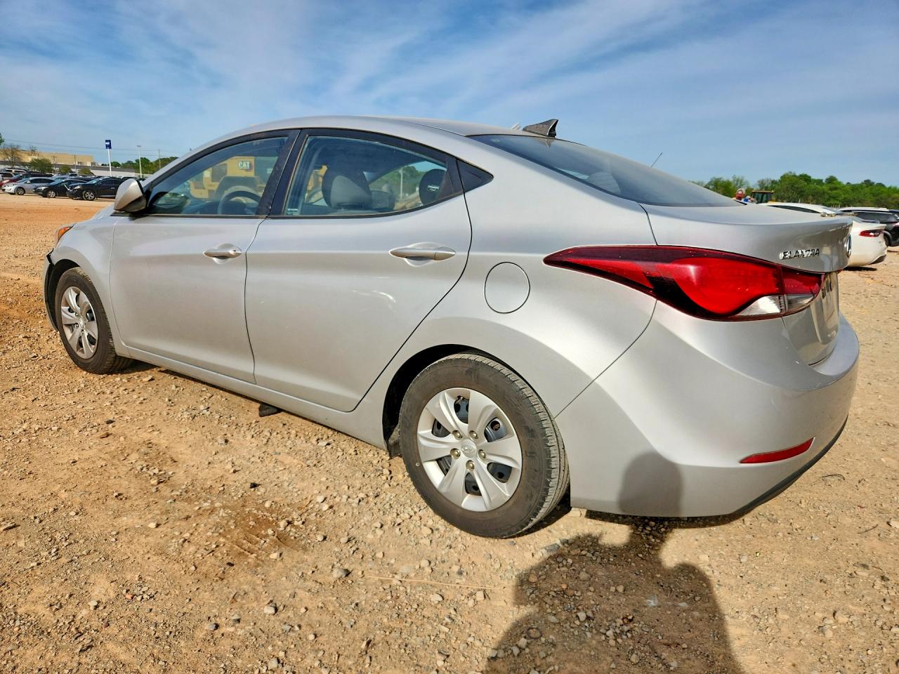 2016 HYUNDAI ELANTRA SE photo 4