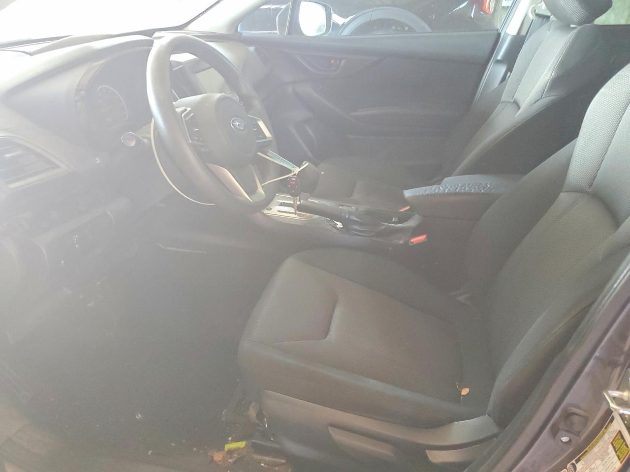 2017 SUBARU IMPREZA photo 13