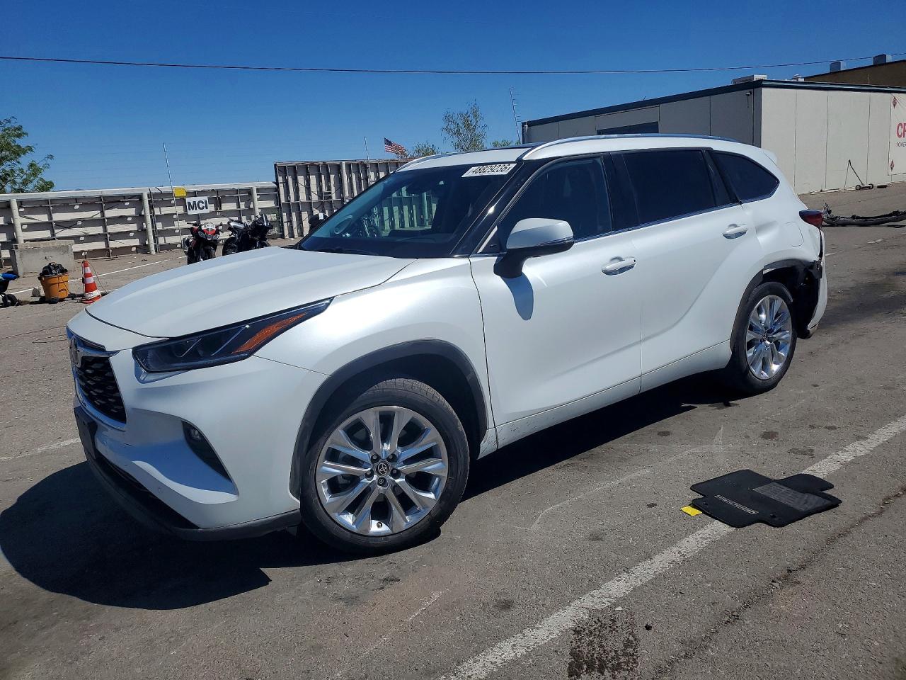 2022 TOYOTA HIGHLANDER