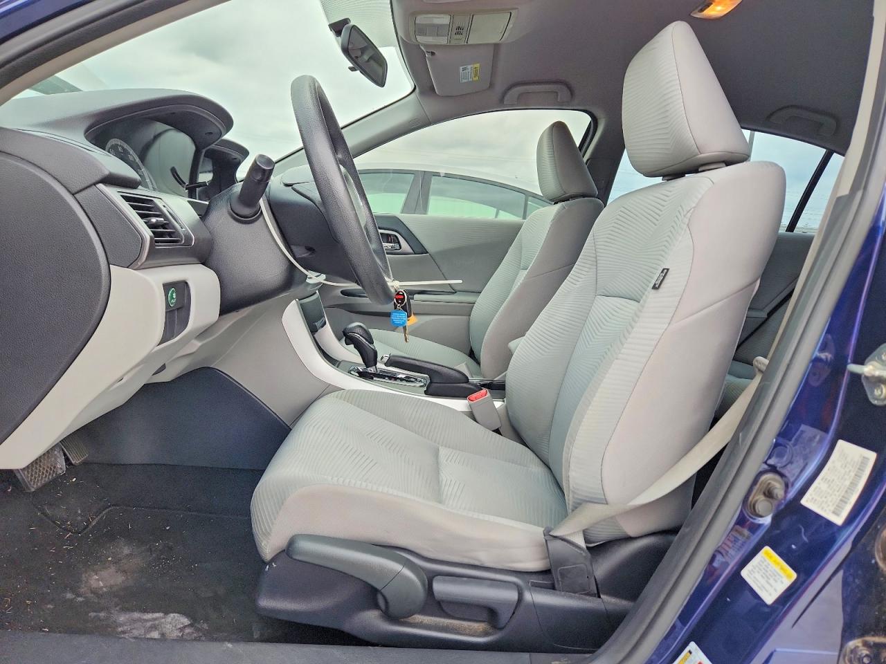 2014 HONDA ACCORD LX photo 13
