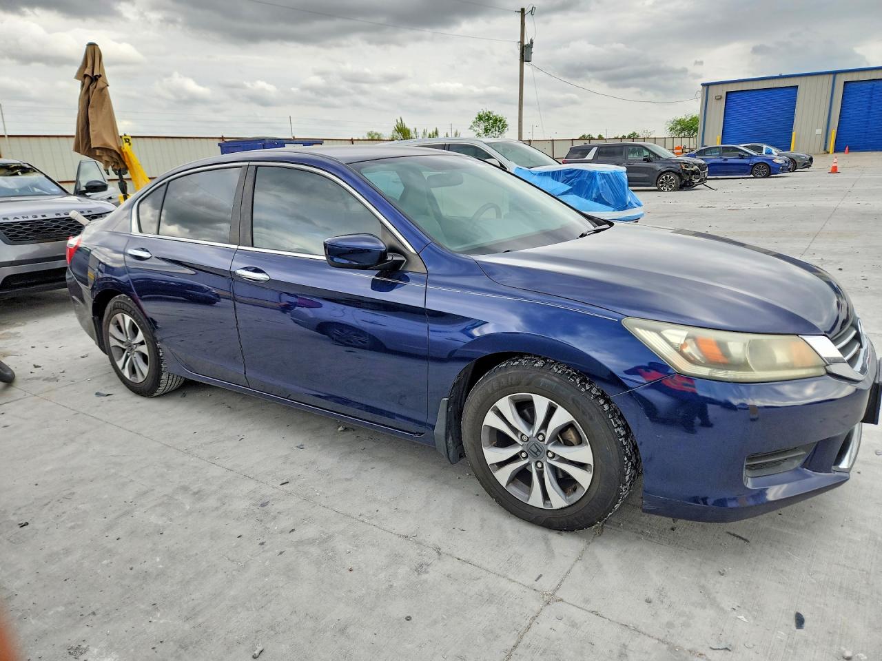 2014 HONDA ACCORD LX photo 7
