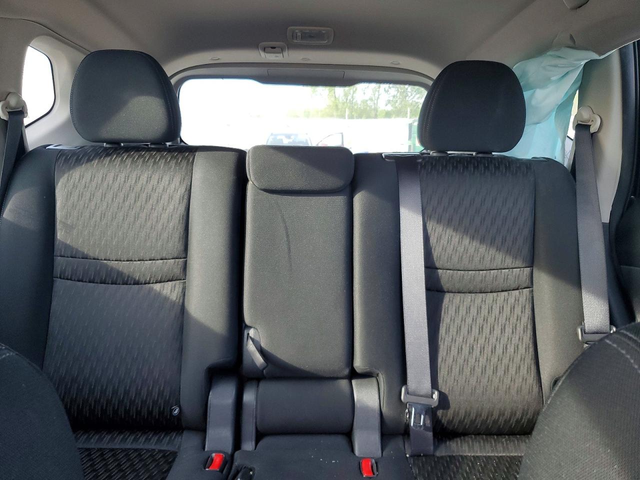2018 NISSAN ROGUE S photo 19