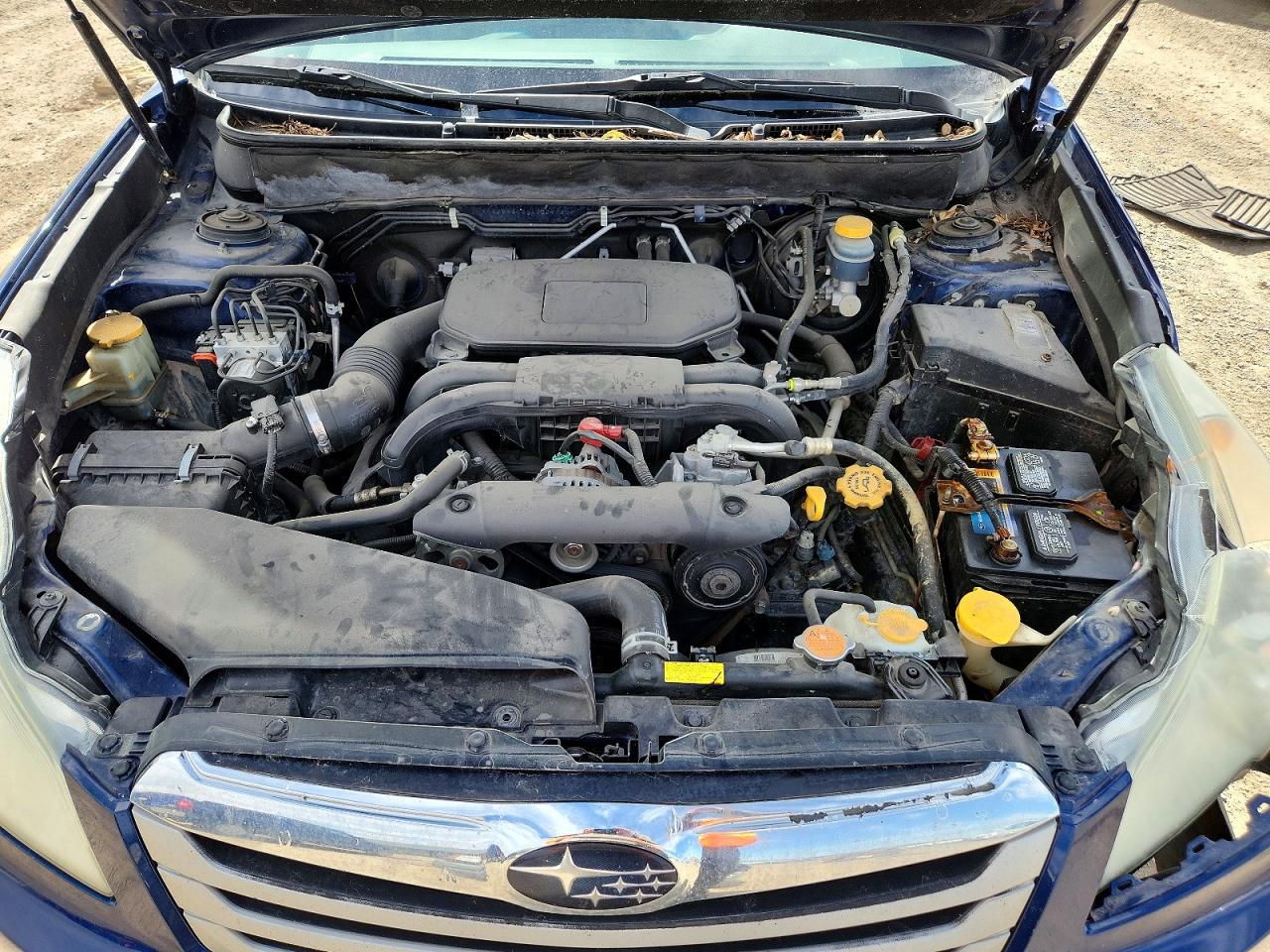 2010 SUBARU OUTBACK 2.5I PREMIUM photo 21