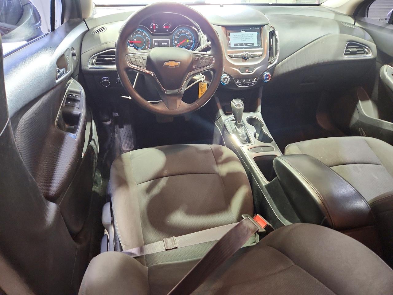 2017 CHEVROLET CRUZE LT photo 22