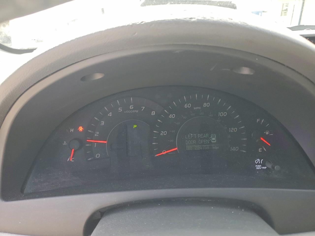 2008 TOYOTA CAMRY XLE photo 25