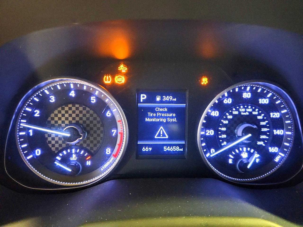 2020 HYUNDAI ELANTRA SE photo 25