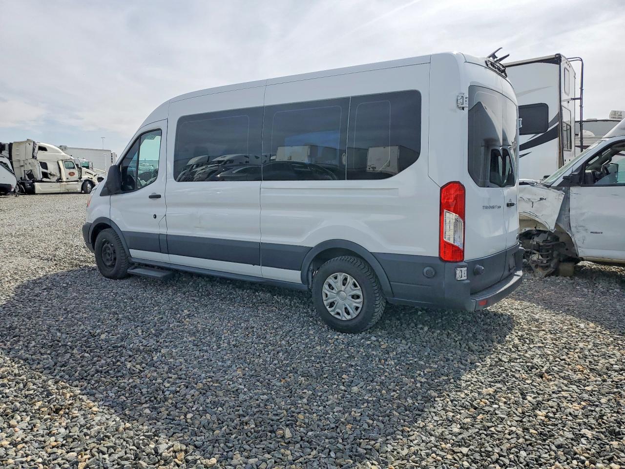 2018 FORD TRANSIT T-350 photo 4
