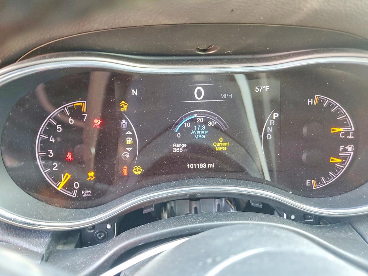2019 JEEP GRAND CHEROKEE LIMITED photo 17