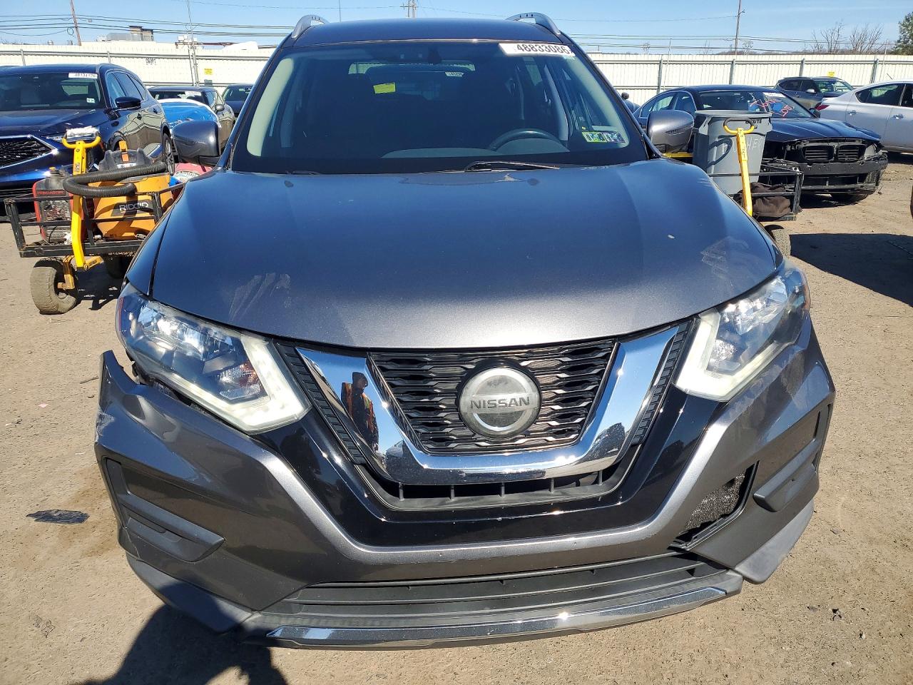 2018 NISSAN ROGUE SV photo 5