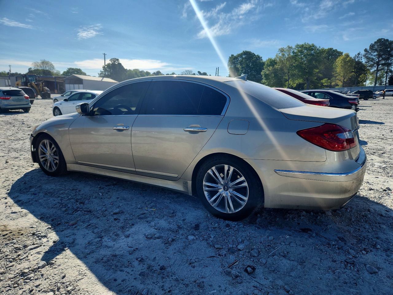 2012 HYUNDAI GENESIS 3.8L V6 photo 4