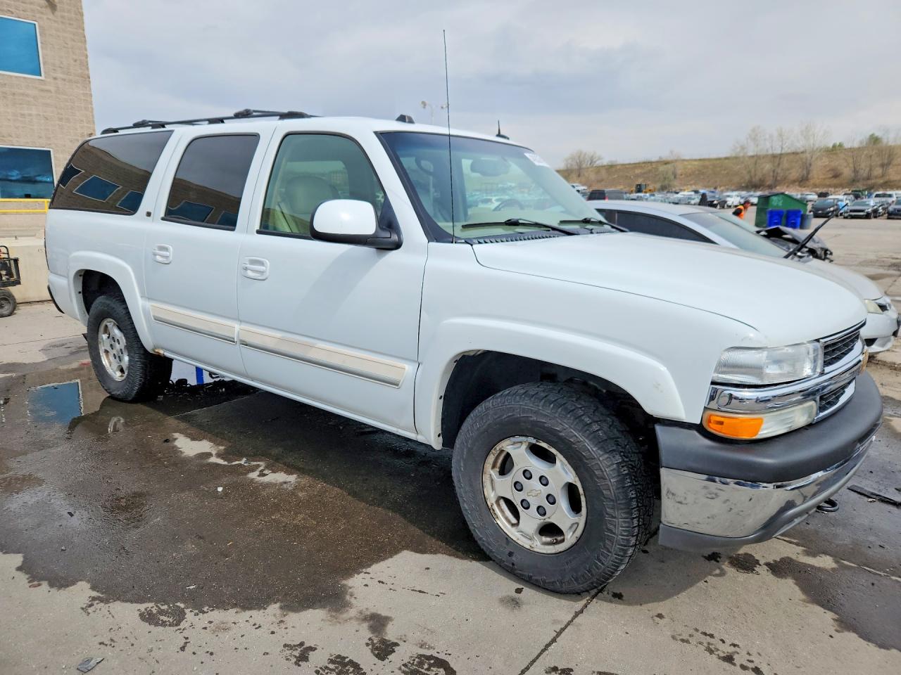 2004 CHEVROLET SUBURBAN K1500 photo 10
