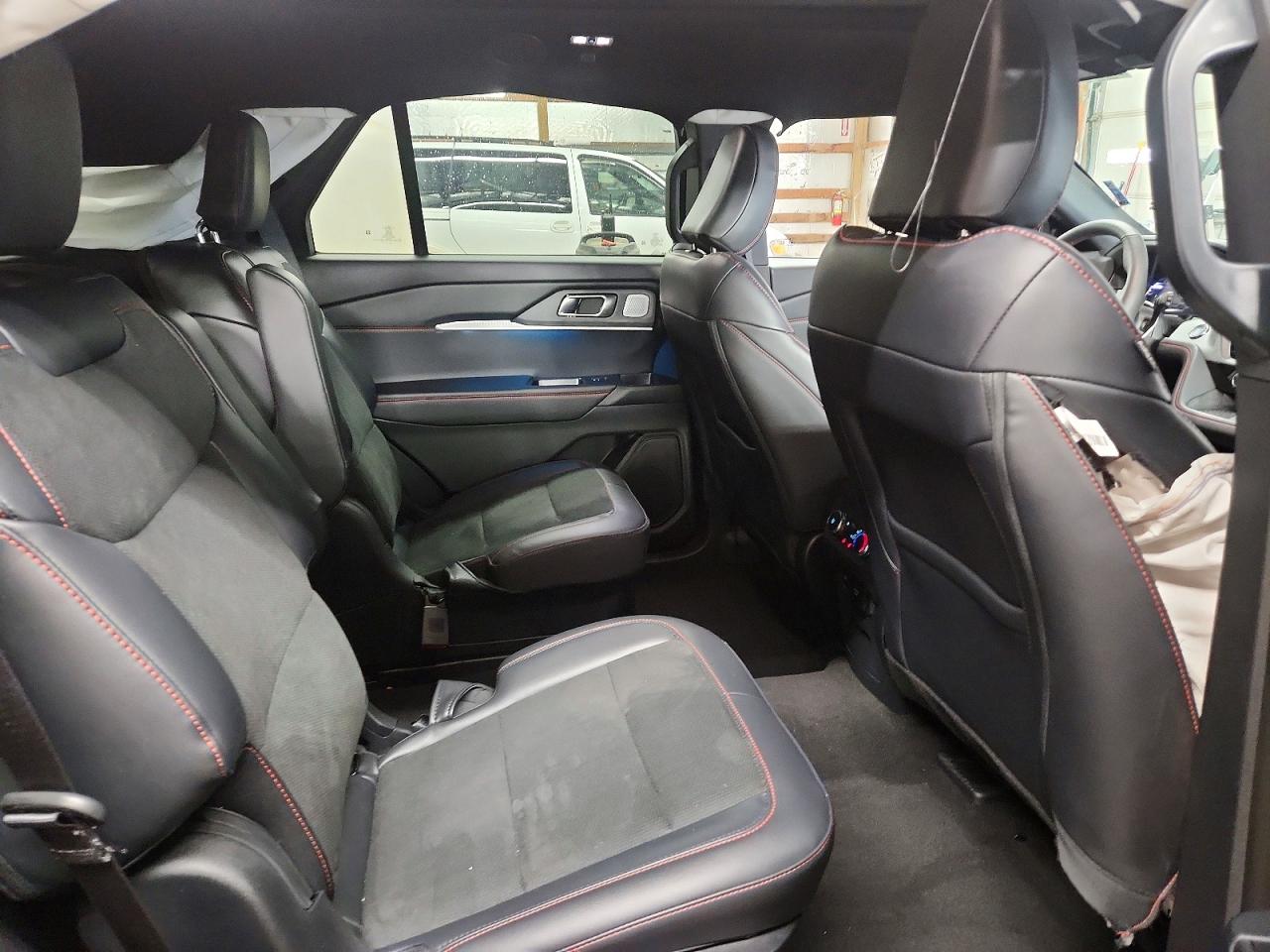 2025 FORD EXPLORER ST photo 21