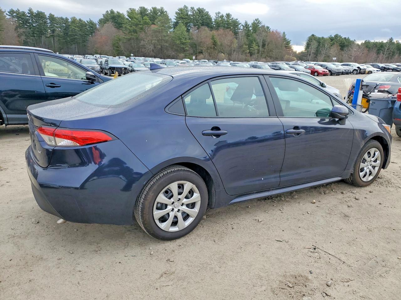 2025 TOYOTA COROLLA LE photo 7