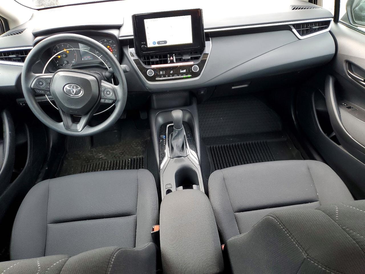 2025 TOYOTA COROLLA LE photo 22