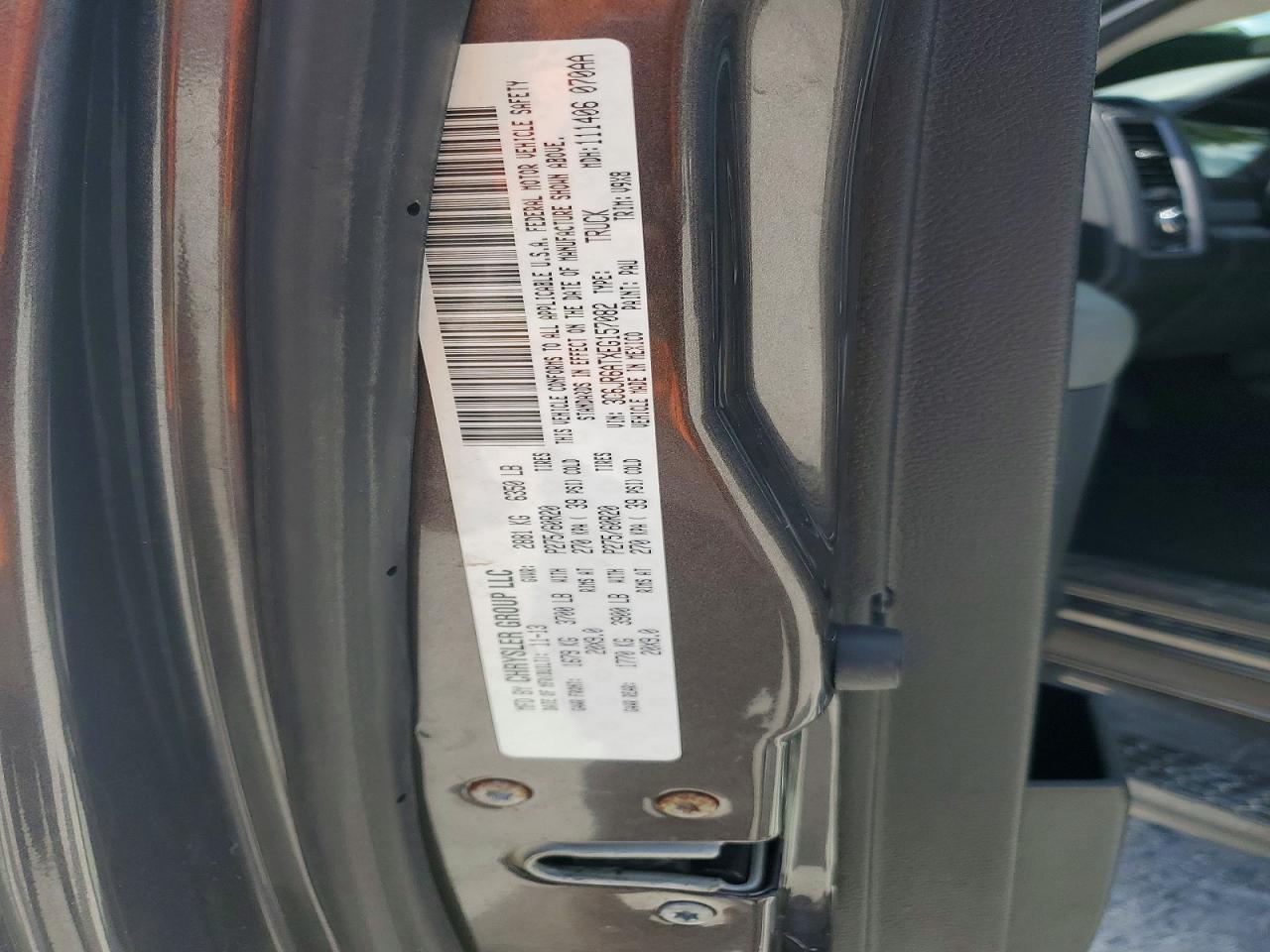 2014 RAM 1500 ST photo 23
