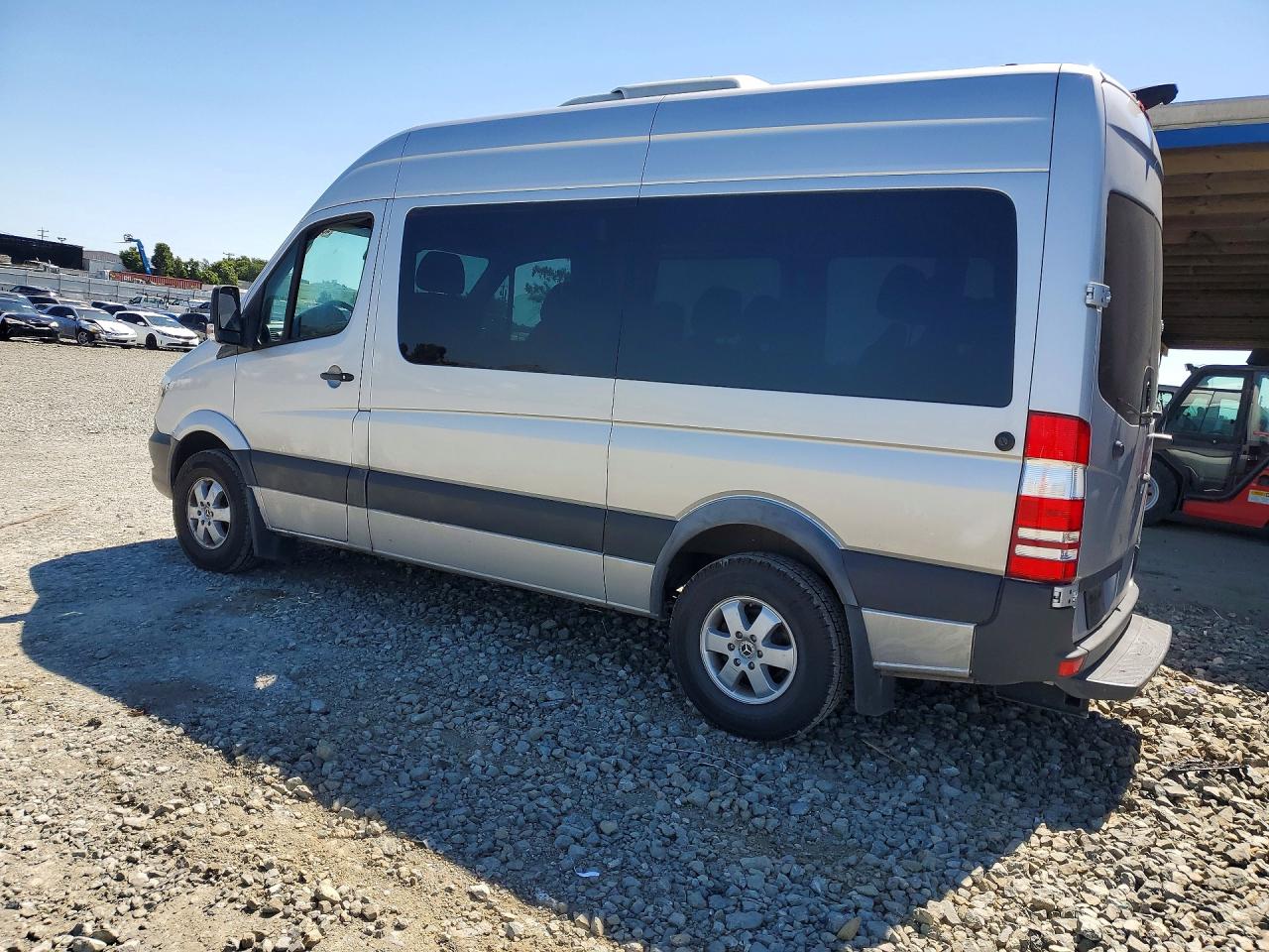 2018 MERCEDES-BENZ SPRINTER 2500 photo 2