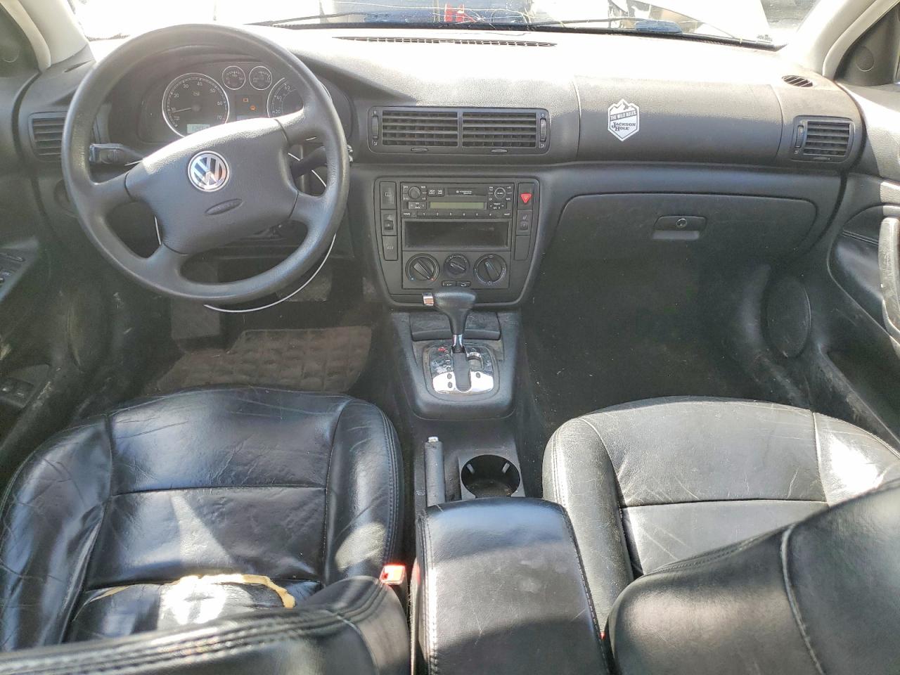 2002 VOLKSWAGEN PASSAT photo 15