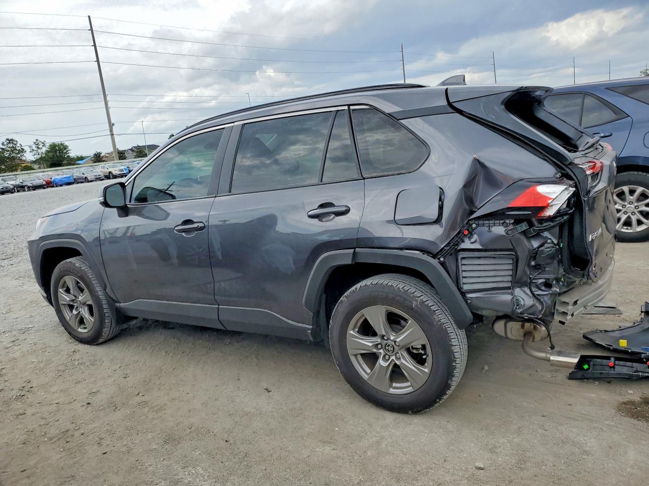 2024 TOYOTA RAV4 XLE photo 2