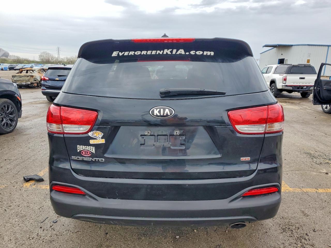 2016 KIA SORENTO L photo 6