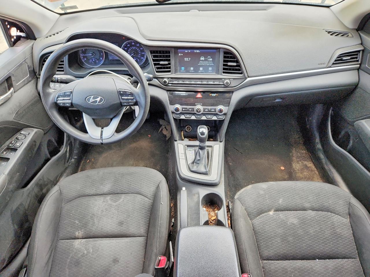 2020 HYUNDAI ELANTRA SEL photo 15
