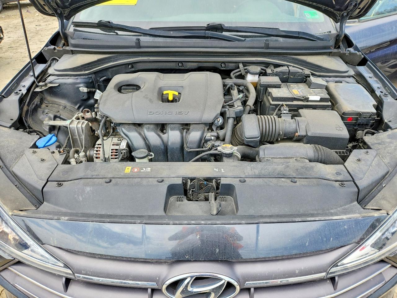 2020 HYUNDAI ELANTRA SEL photo 21