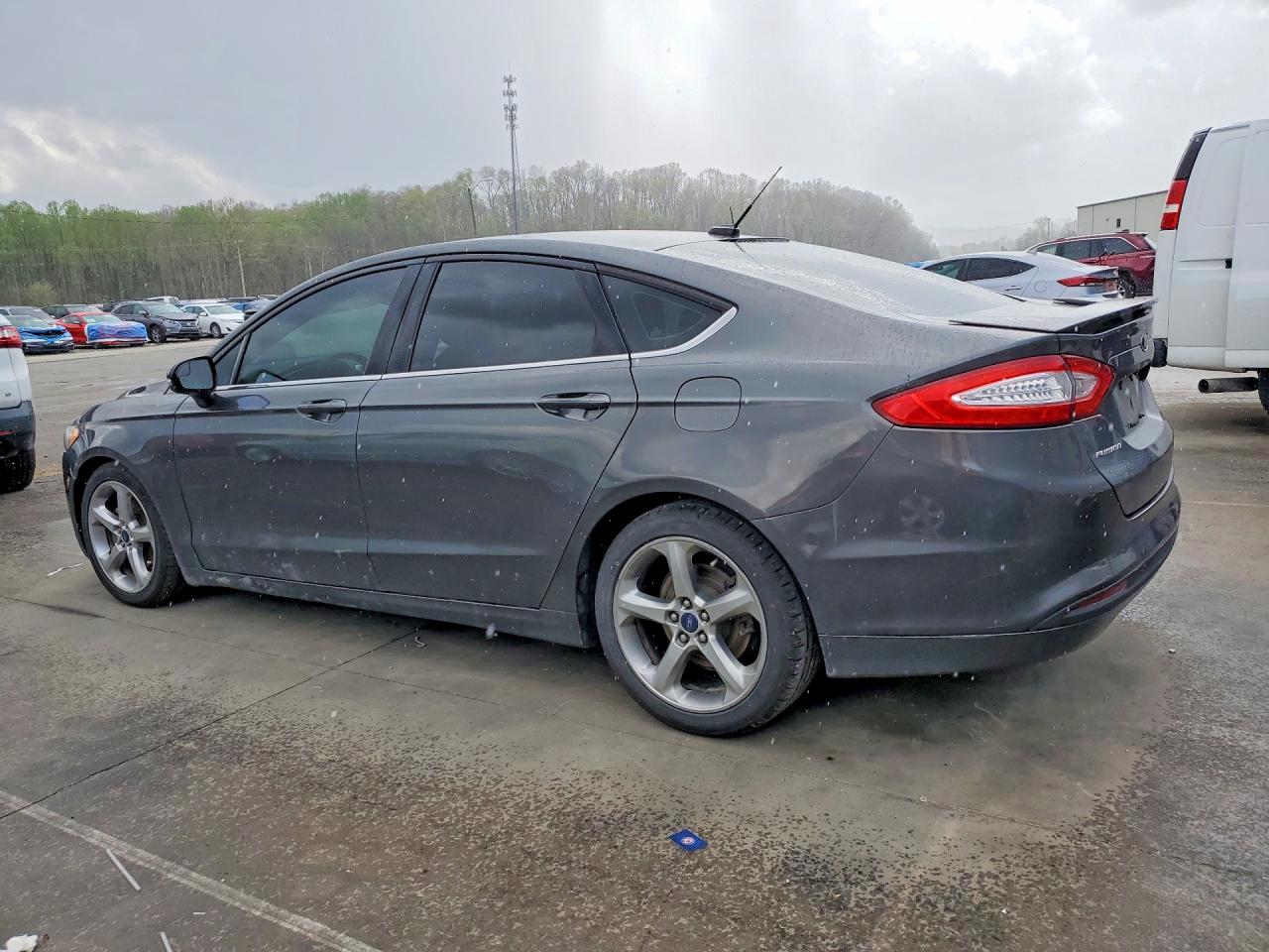 2015 FORD FUSION SE photo 4
