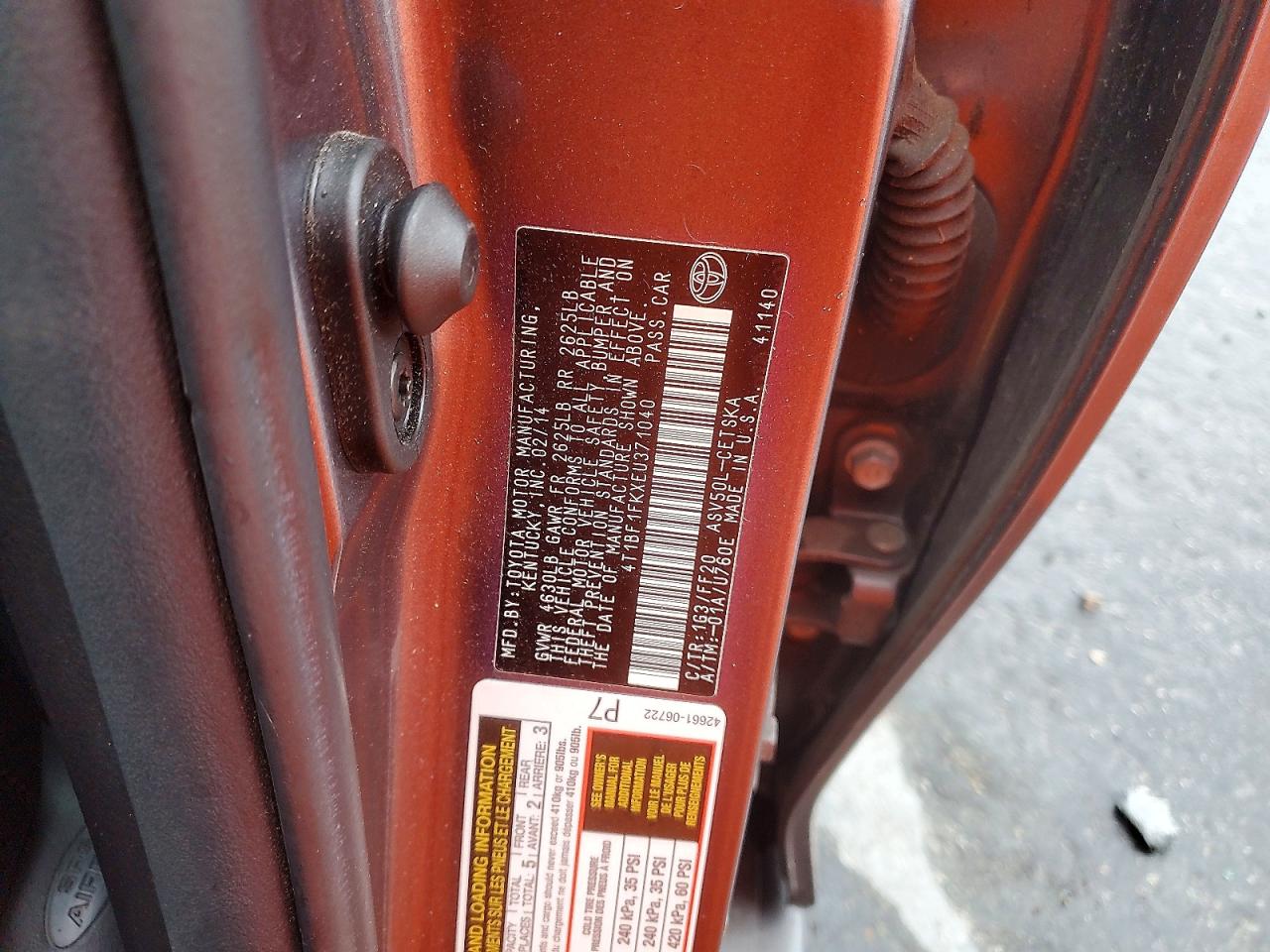 2014 TOYOTA CAMRY SE photo 23