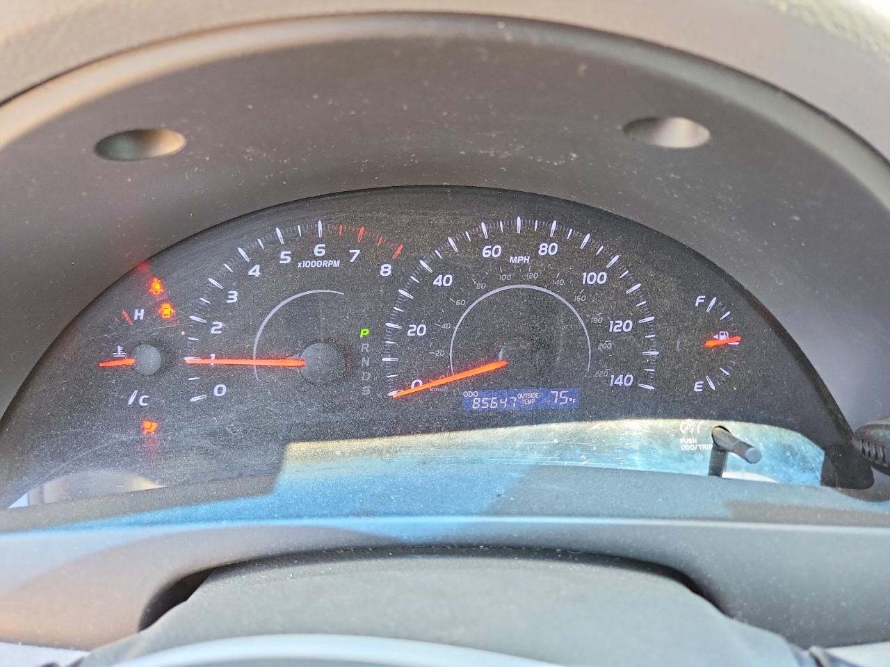 2011 TOYOTA CAMRY LE photo 17