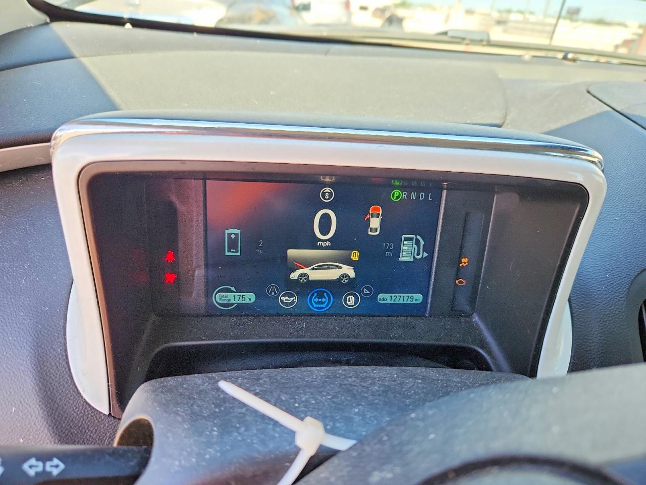 2013 CHEVROLET VOLT photo 25
