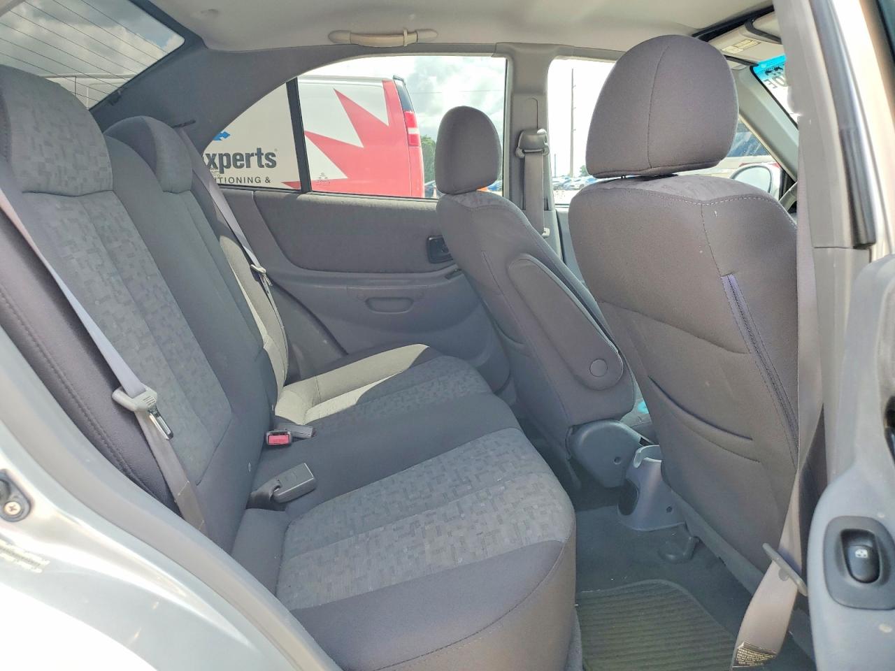 2005 HYUNDAI ACCENT photo 19