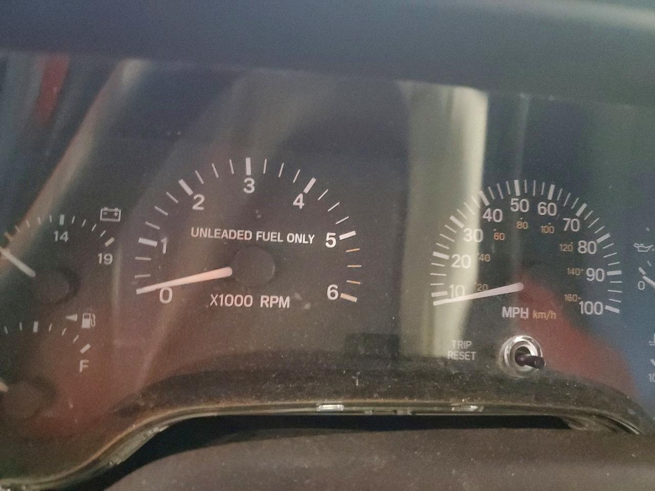 1999 JEEP CHEROKEE SPORT photo 25