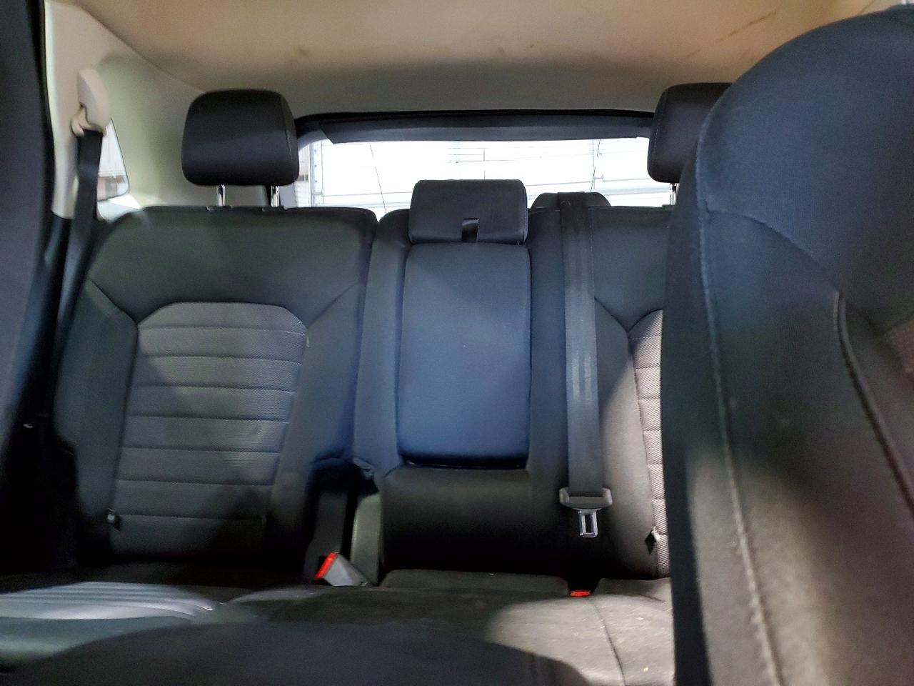 2020 FORD EDGE SE photo 19