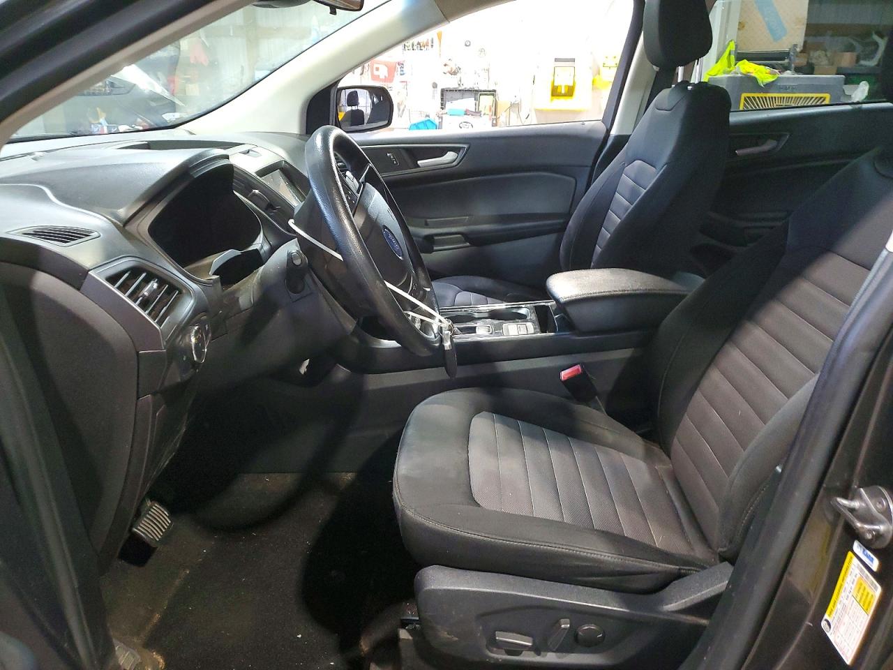 2020 FORD EDGE SE photo 13