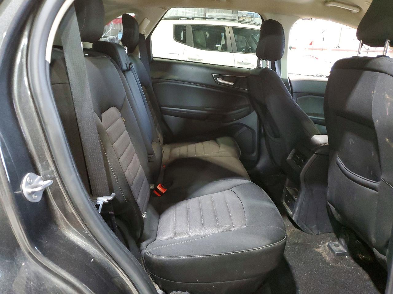 2020 FORD EDGE SE photo 21