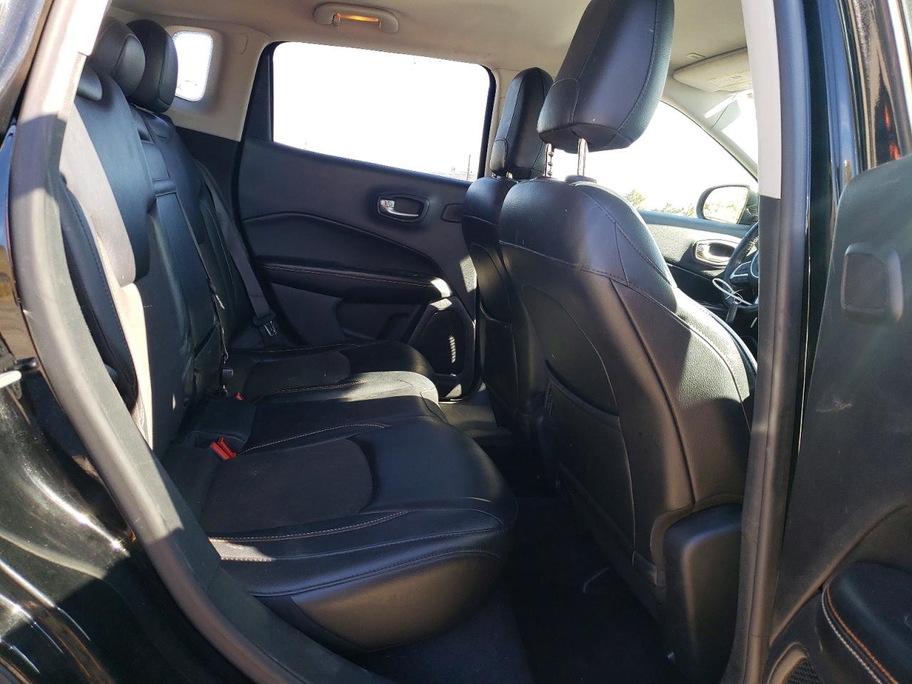 2017 JEEP COMPASS LATITUDE photo 21