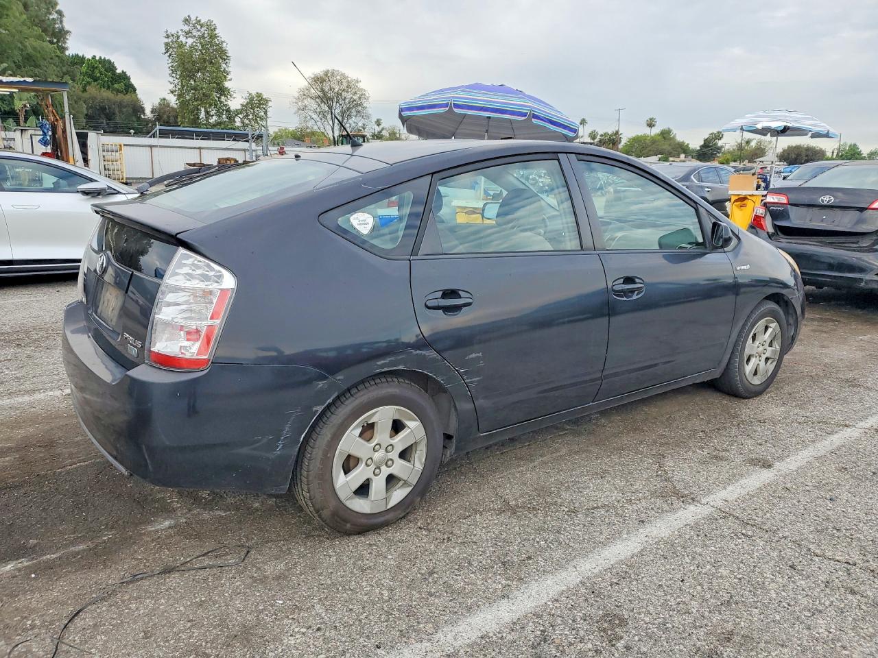 2007 TOYOTA PRIUS BASE photo 5
