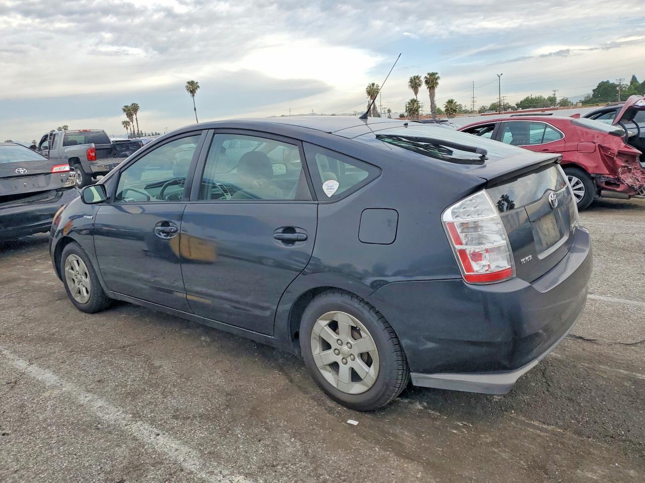 2007 TOYOTA PRIUS BASE photo 3