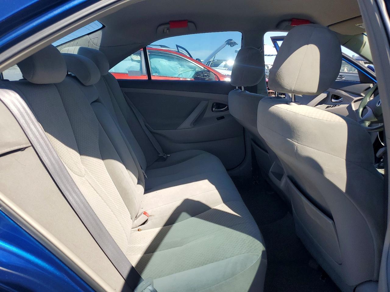 2008 TOYOTA CAMRY LE photo 19