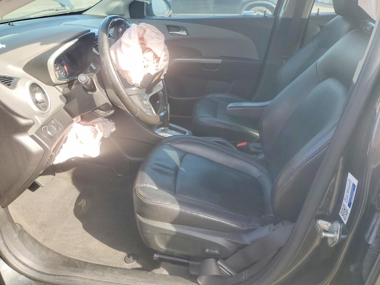 2017 CHEVROLET SONIC PREMIER photo 13