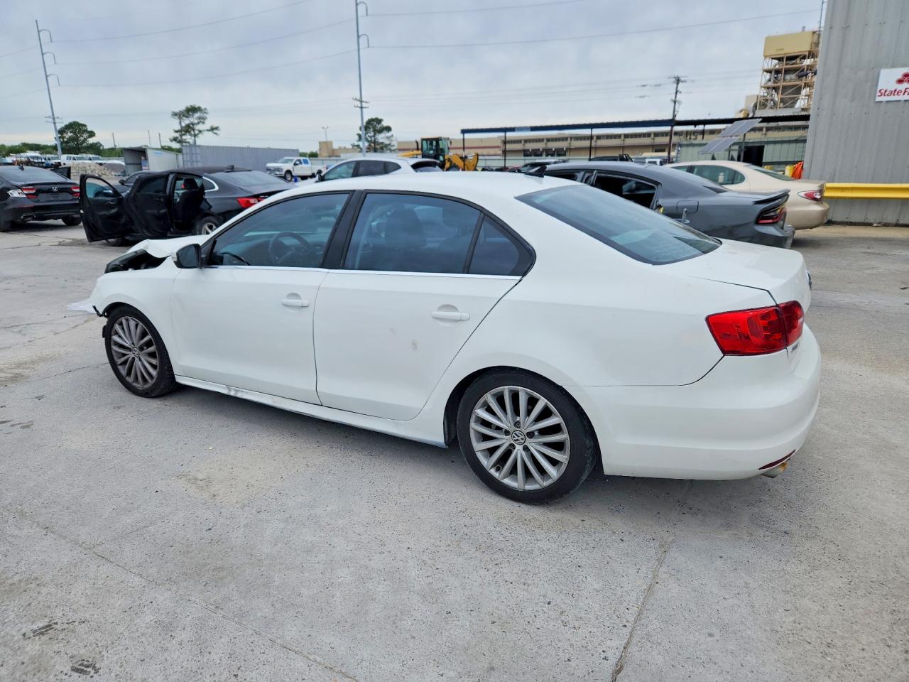 2013 VOLKSWAGEN JETTA SEL photo 4