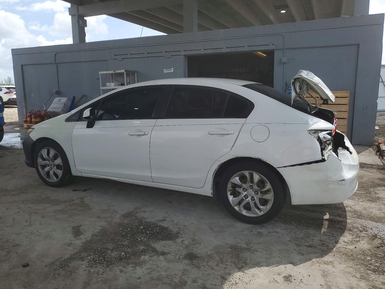 2012 HONDA CIVIC LX photo 2
