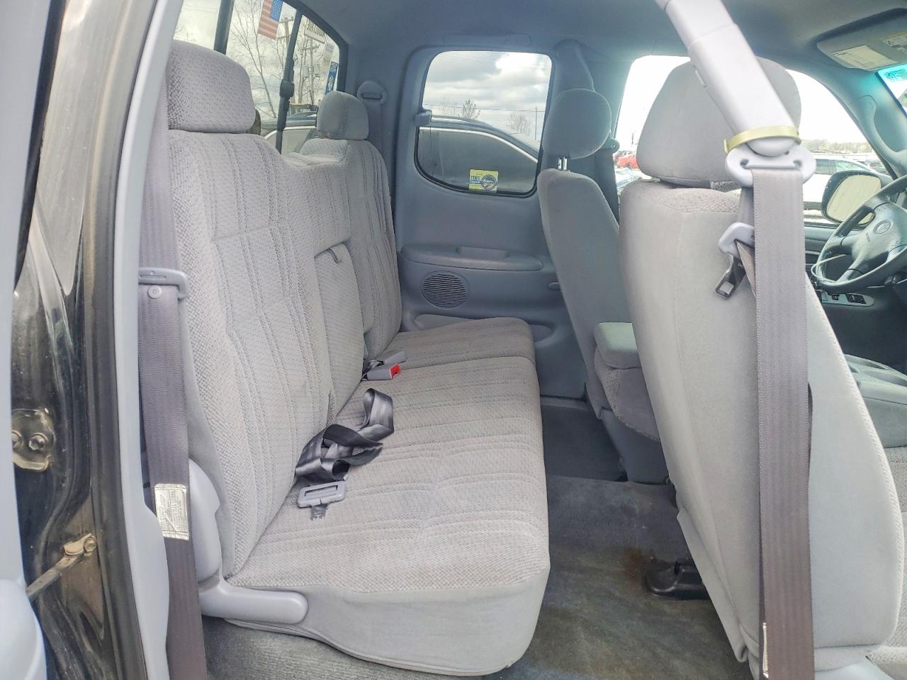 2002 TOYOTA TUNDRA SR5 V8 photo 10