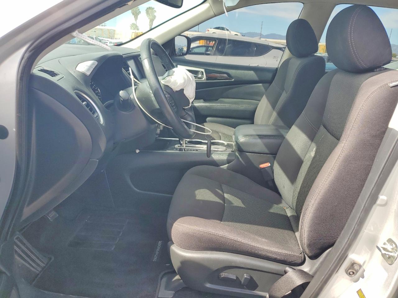 2020 NISSAN PATHFINDER SV photo 13