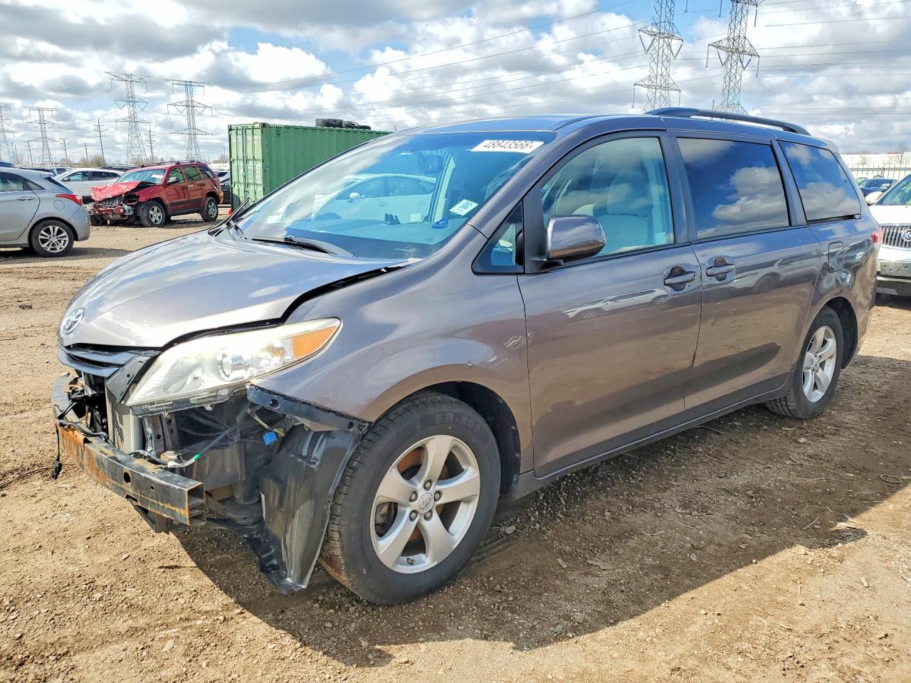 2013 TOYOTA SIENNA