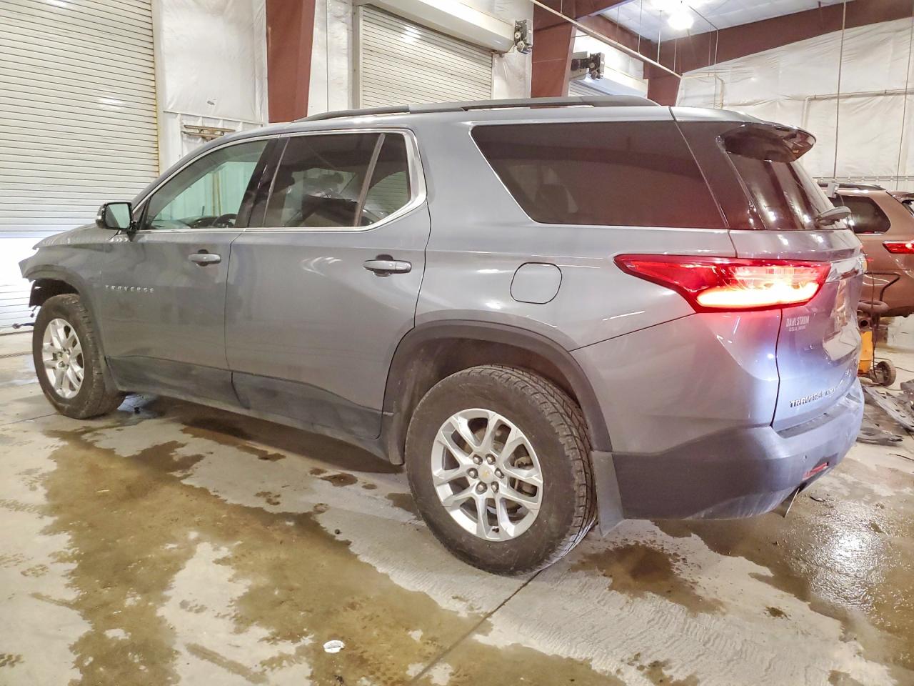 2019 CHEVROLET TRAVERSE LT photo 3