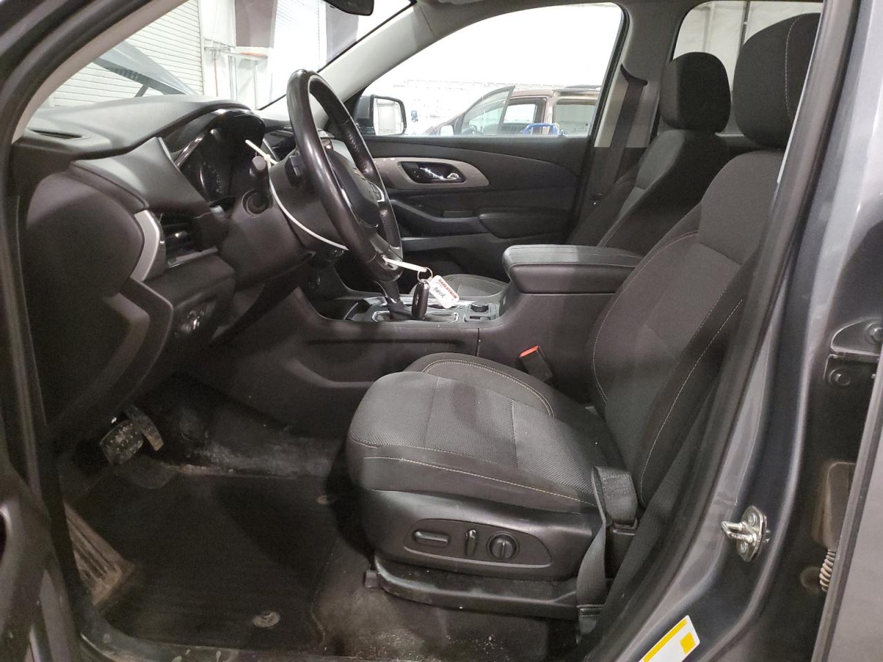 2019 CHEVROLET TRAVERSE LT photo 13